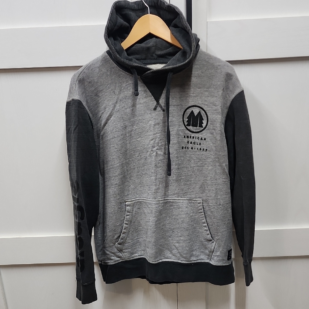 American Eagle Outfitters Two-Tone Gray Hoodie